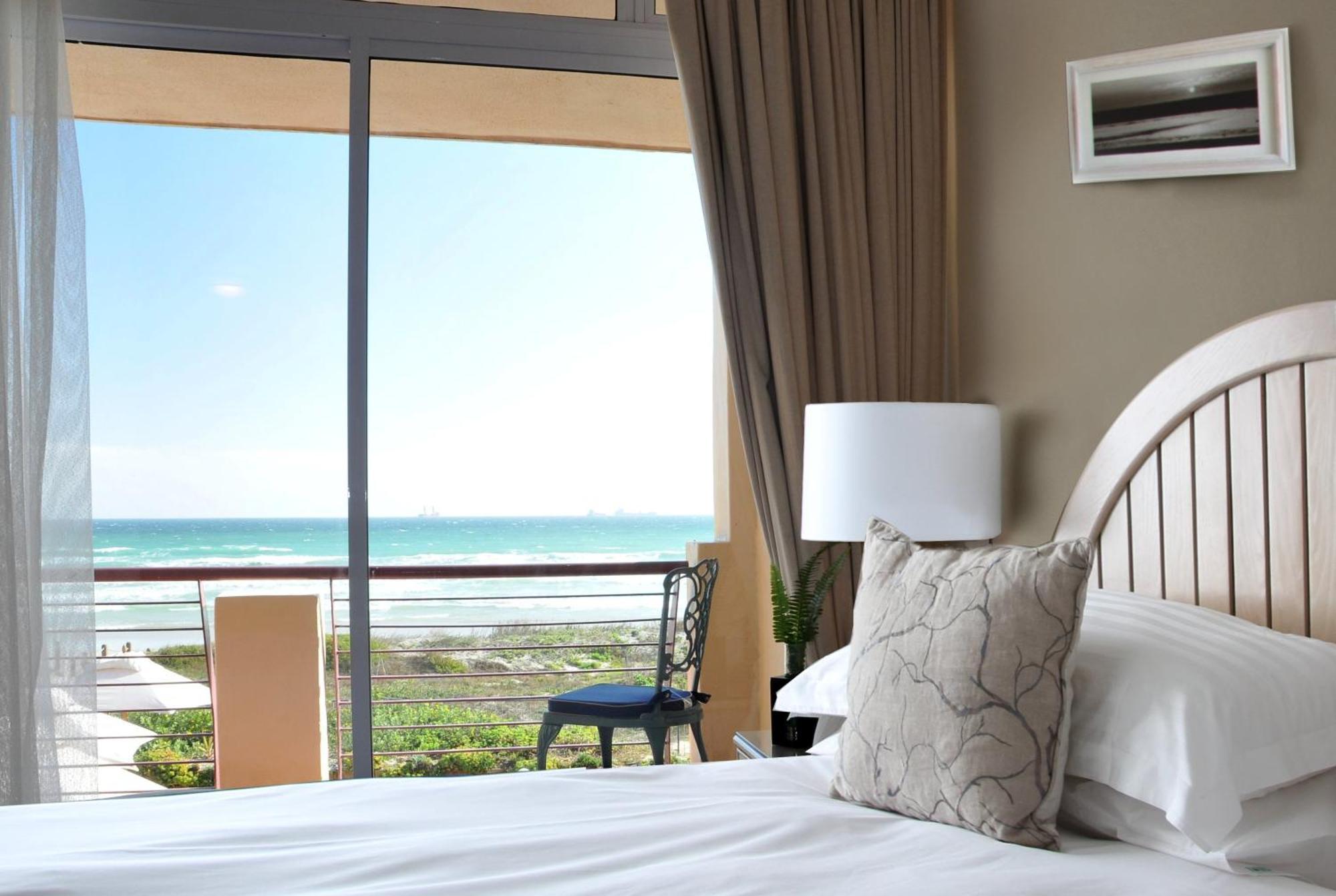 Cape Town Beachfront Apartments At Leisure Bay Exterior photo